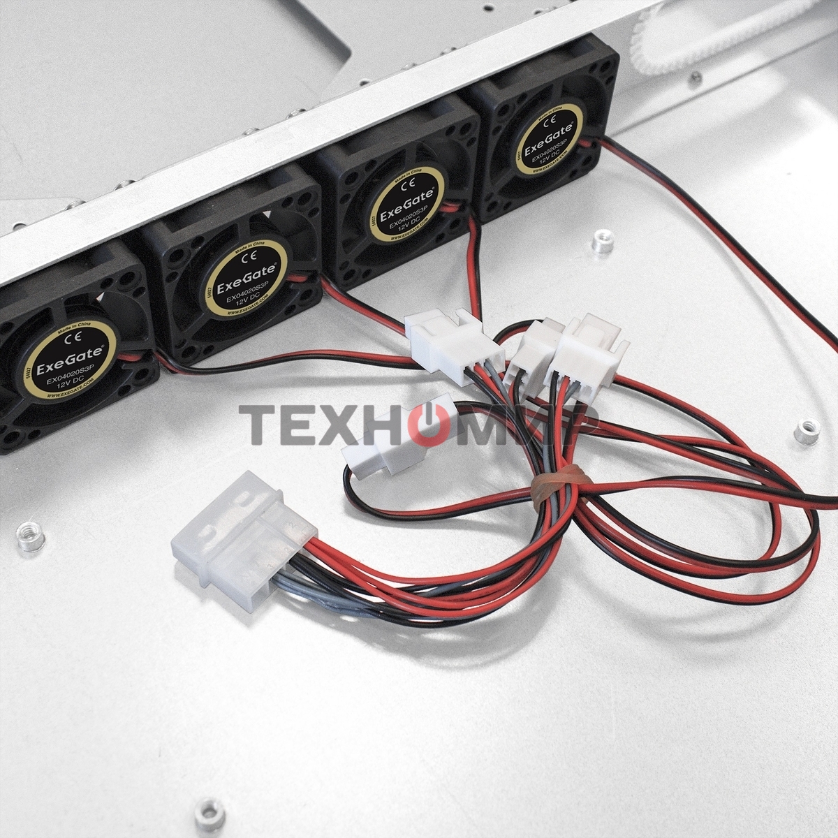 Серверный корпус ExeGate Pro 1U650-04 (RM 19