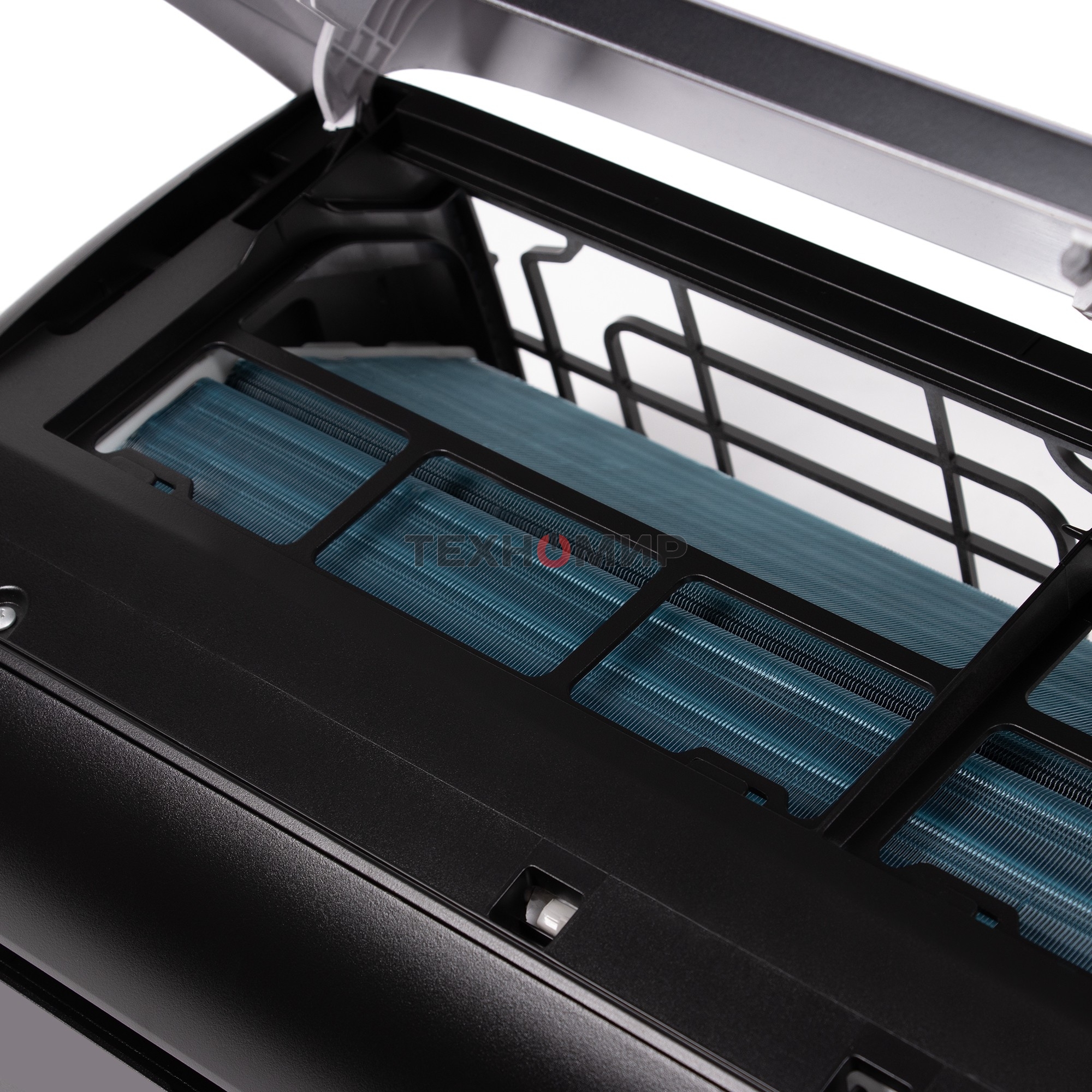 Внутренний блок сплит-системы Ballu BSUI-FM/in-18HN8/EU_BL инвертор, 18000 BTU, 50 м², 29 дБ, охлаждение, обогрев, осушение, черный