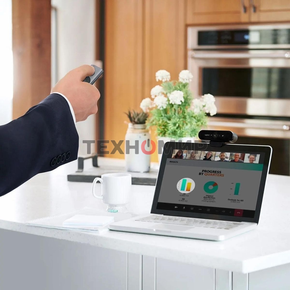 Презентер беспроводной Logitech Spotlight золотистый, радиоканал, USB, кнопки - 3