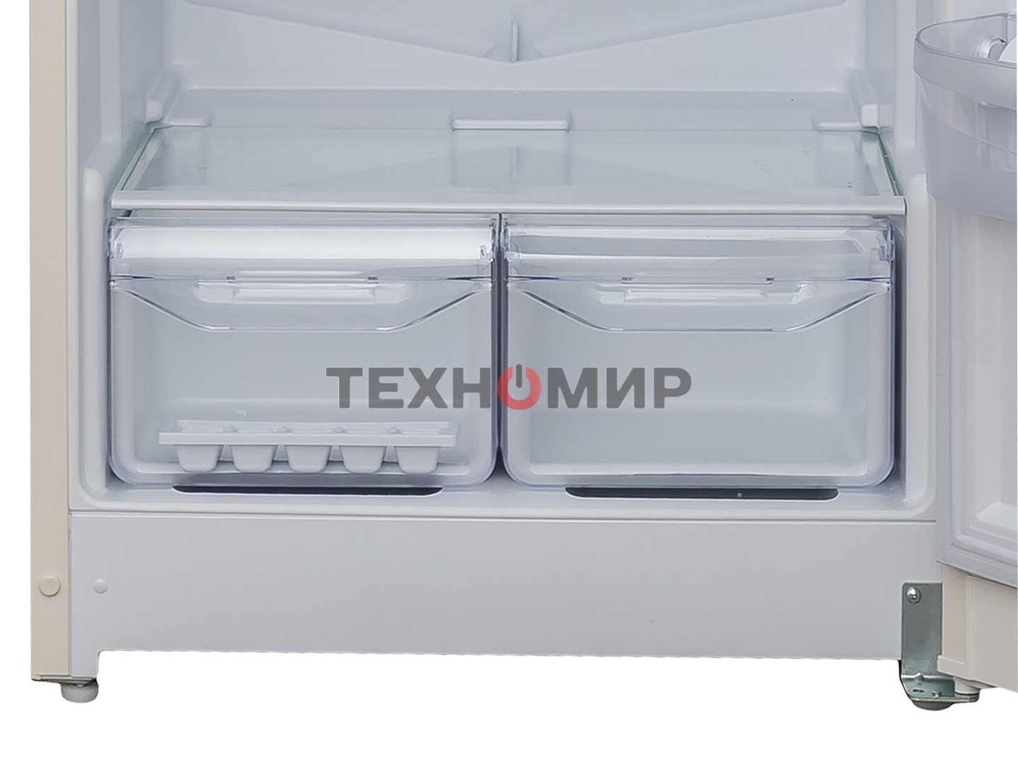 Холодильник Indesit TIA 16 E бежевый двухкамерный 245/51 л морозилка сверху, капельная система