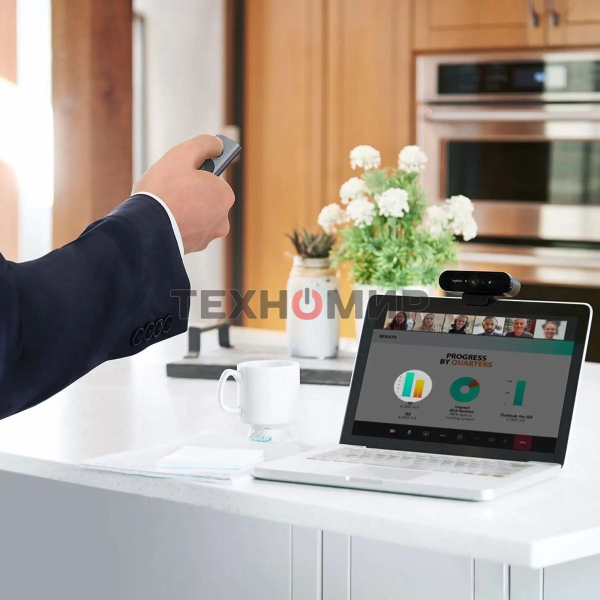 Презентер Logitech Spotlight R-R0011 серый, Bluetooth, кнопки - 3