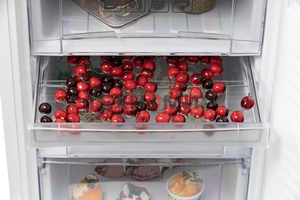 Холодильник Nordfrost NRB 154 W белый матовый двухкамерный 238/115 л морозилка снизу, капельная система