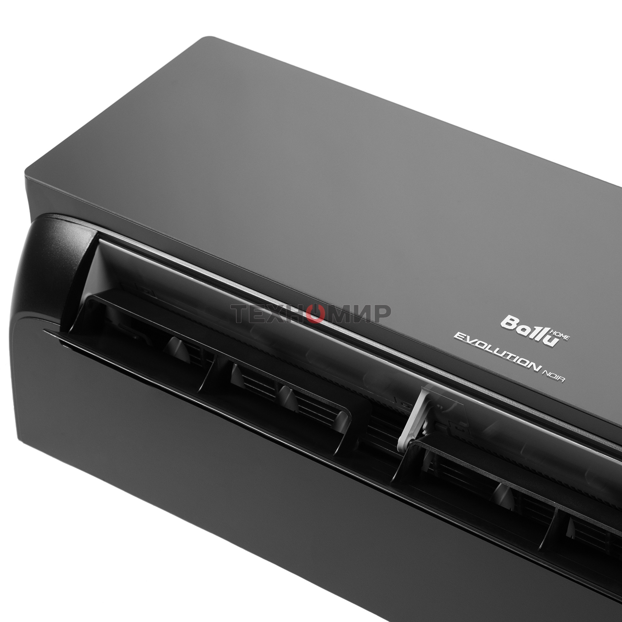 Внутренний блок сплит-системы Ballu BSUI-FM/in-12HN8/EU_BL инвертор, 12000 BTU, 35 м², 21 дБ, охлаждение, обогрев, осушение, черный