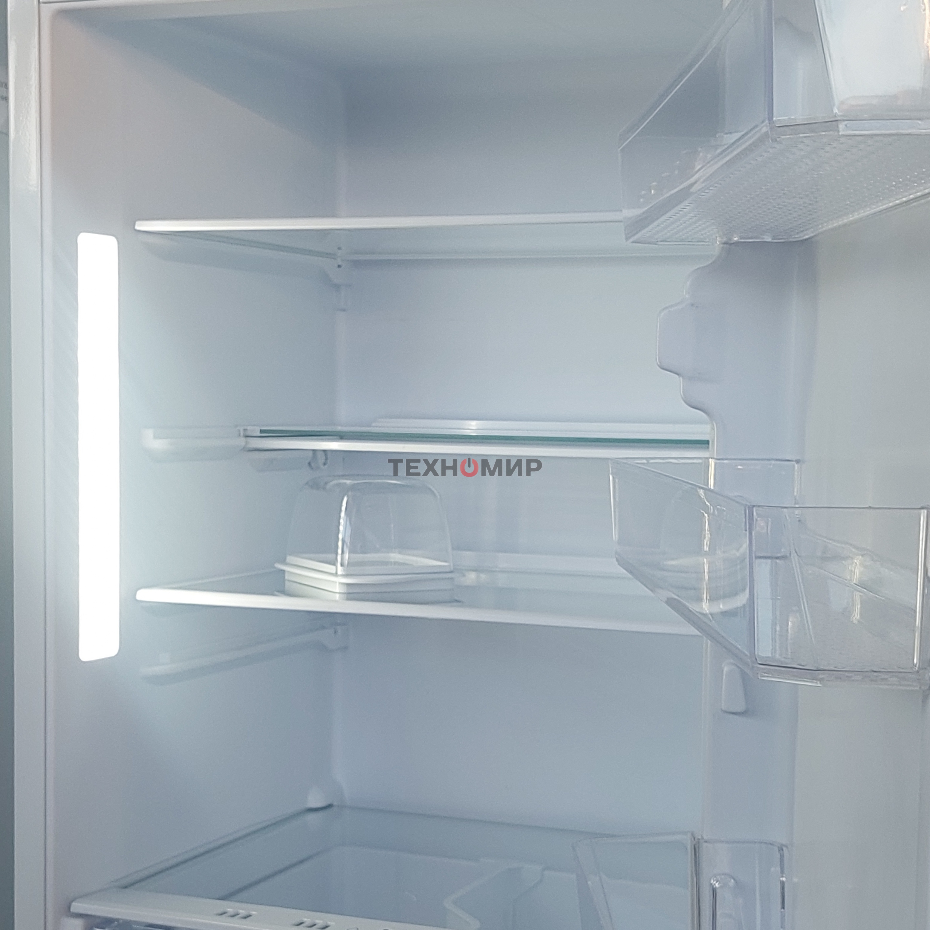 Холодильник Бирюса M6135 металлик двухкамерный 240/60л морозилка сверху, автоматическое оттаивание