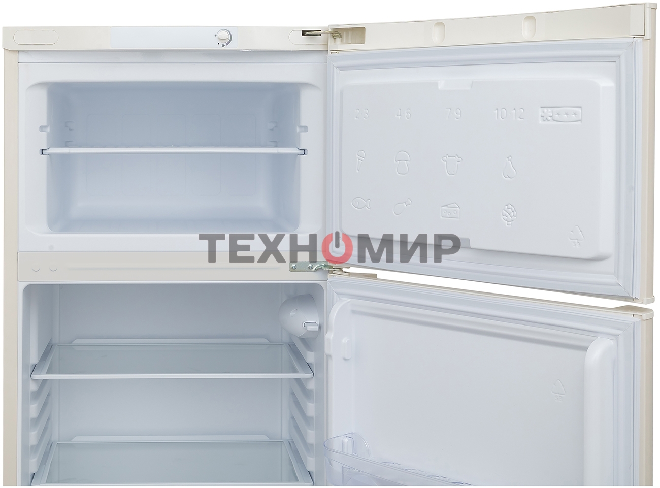 Холодильник Stinol TS 167 E бежевый двухкамерный 167/72 л морозилка сверху, капельная система