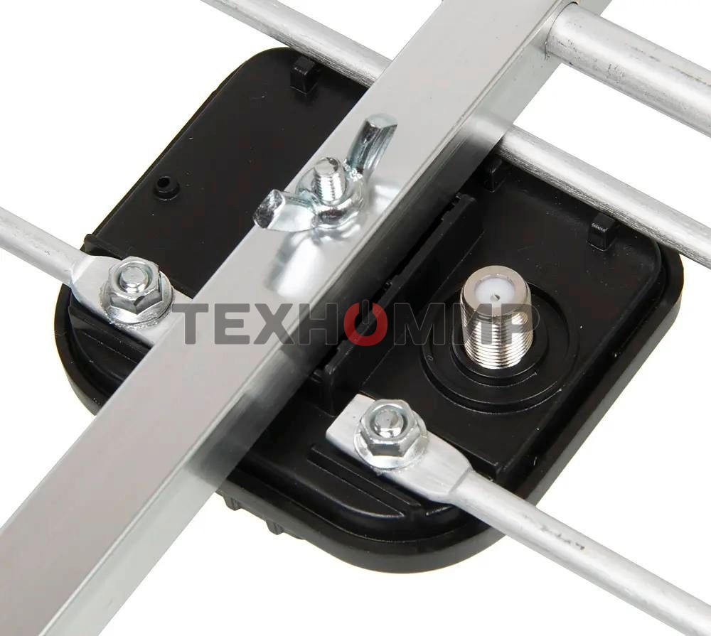 Антенна телевизионная Hyundai H-TAE140 11дБ пассивная серебристый