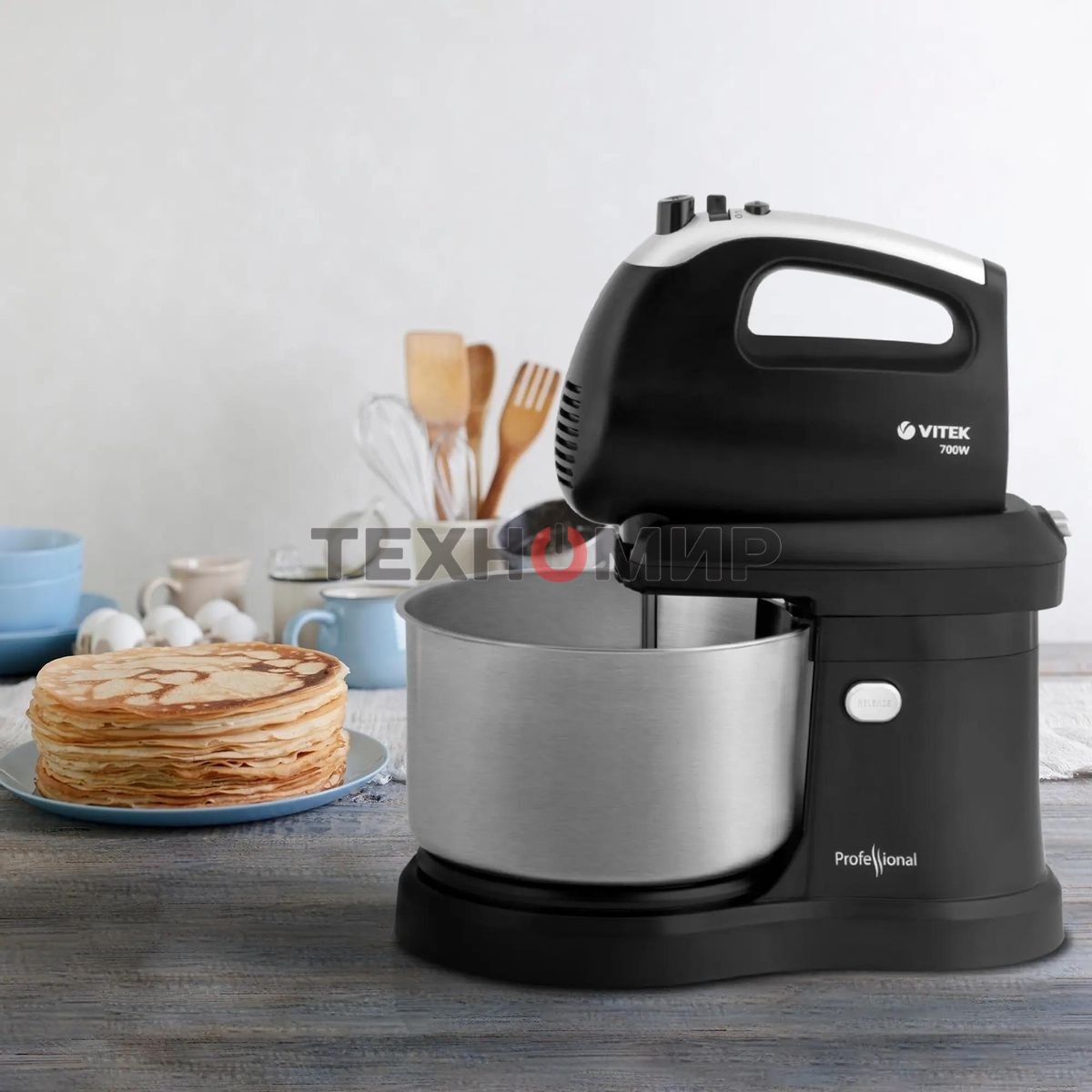 Миксер Vitek VT-1417 ST, 700 Вт, 2,8л., с чашей, черный