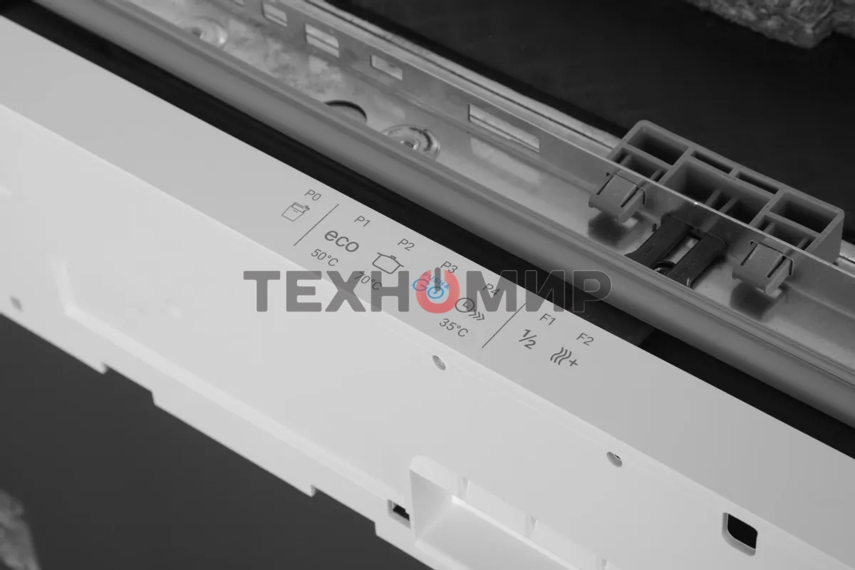 Встраиваемая посудомоечная машина Indesit DI 3C49 B, белый, 59.8 см, 13 компл., 49 дБ, класс A