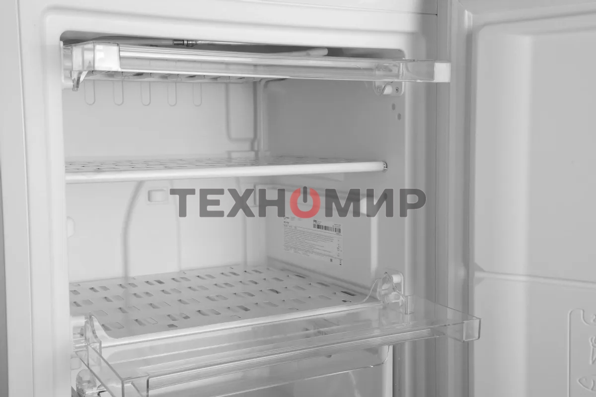 Морозильная камера Indesit DSZ 4150, белый, 214л, 6 ящиков