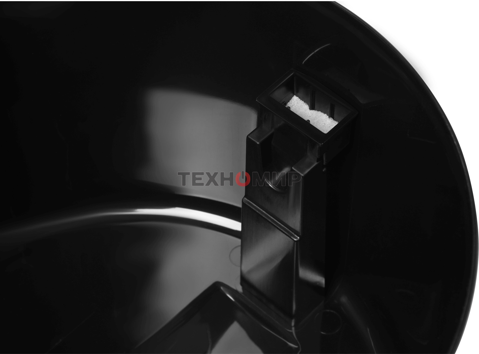 Мойка воздуха Starwind SAW5530 25Вт черный