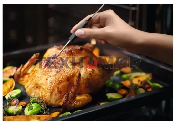 Духовой шкаф электрический Electrolux EOC8P39WZ черный