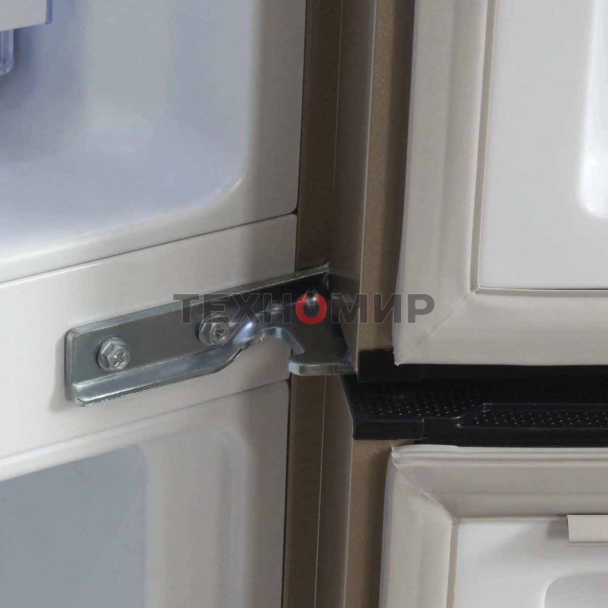 Холодильник Hyundai CS6073FV шампань трехкамерный 329/223л морозилка сбоку, No Frost, Side by Side