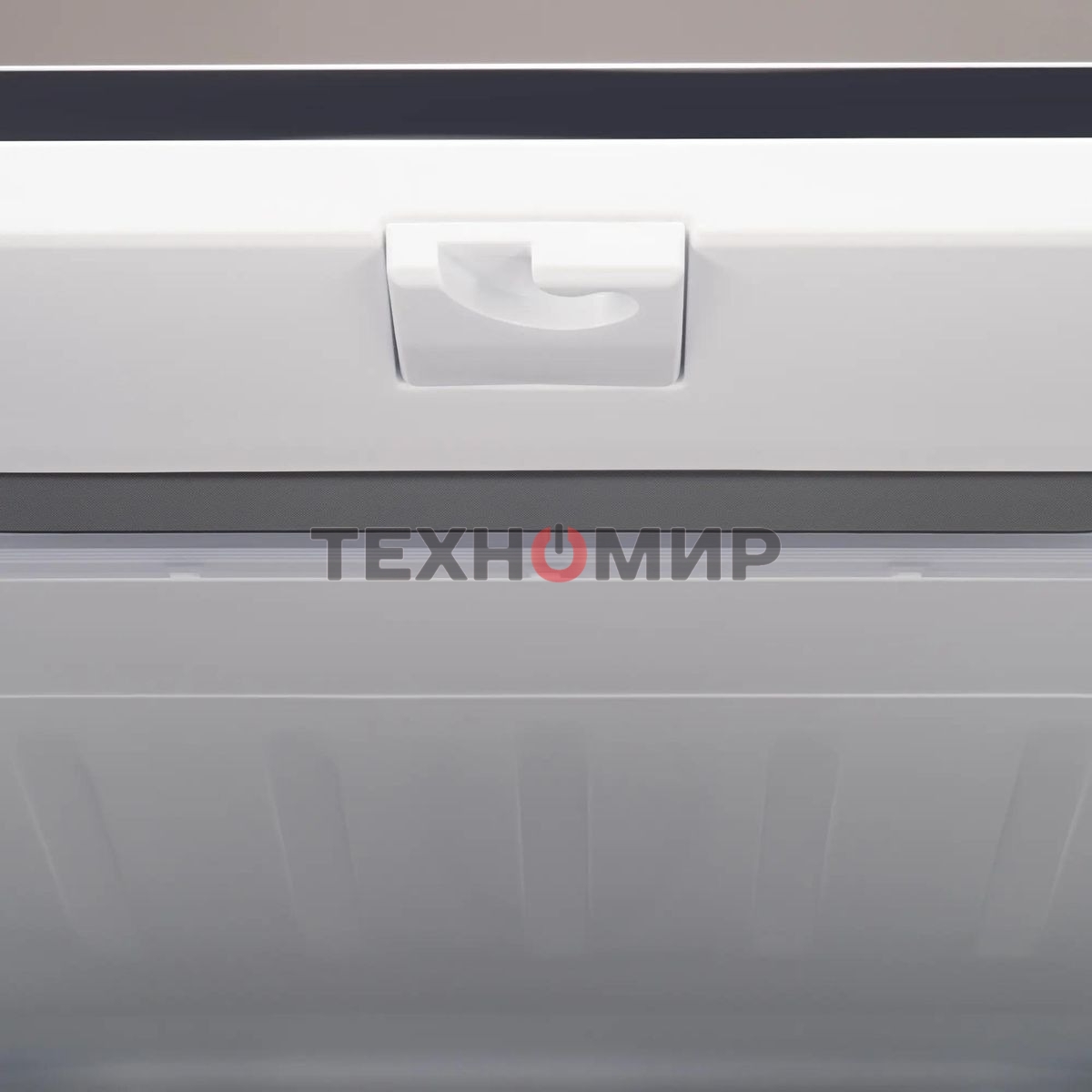 Холодильник Hyundai CM55043F черный стекло трехкамерный, 354/186, морозилка снизу, No Frost, Side by Side