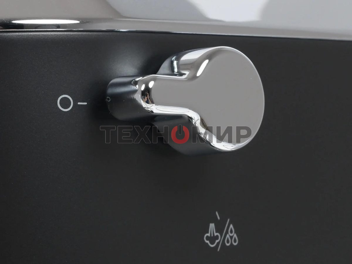 Кофеваркa рожковая DeLonghi EC 685 BK черный, исп. кофе - молотый/чалды, 1.1 л, 1350 Вт, 15 бар