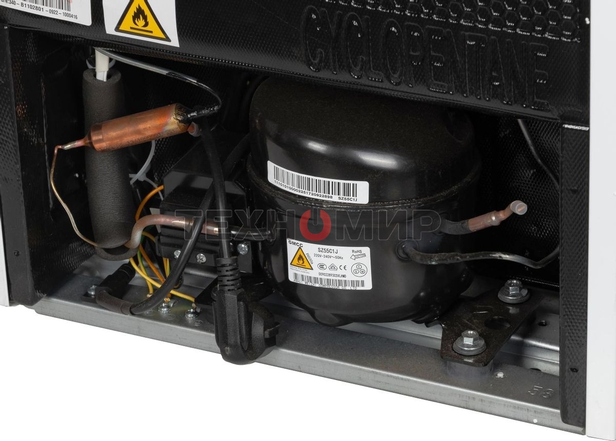 Холодильник Hyundai CO1002 белый однокамерный 65л, ручная разморозка