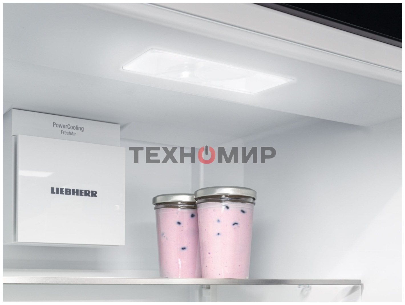 Холодильники Liebherr Pure CNsdc 5703-22 001 серебристый SmartSteel двухкамерный 266/94л морозилка снизу