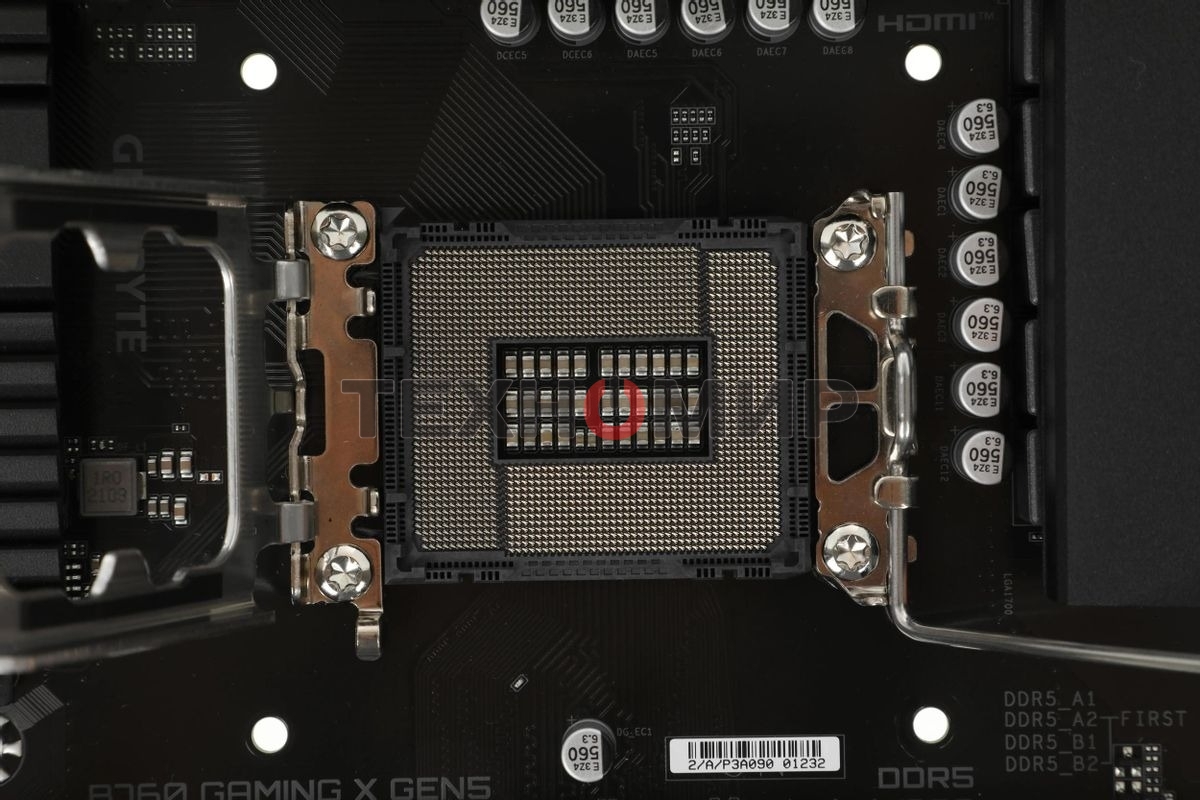 Материнская плата Gigabyte B760 GAMING X GEN5, LGA1700, Intel B760, 4xDDR5, 4xSATA, 3xM.2, 1xPCIe 5.0 x16, 2xPCIe 3.0 x1, 1xHDMI, 1xDP, 1x2.5Gb LAN, 1xUSB-C 5Gbps, 1xUSB-A 10Gbps, 1xUSB-A 5Gbps, 5xUSB-A 2.0, 6x3.5 мм, 7.1, ATX