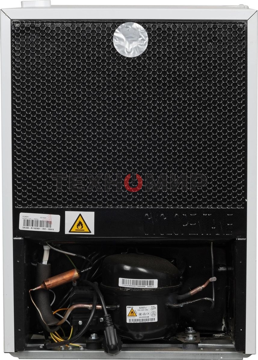 Холодильник Hyundai CO1002 белый однокамерный 65л, ручная разморозка