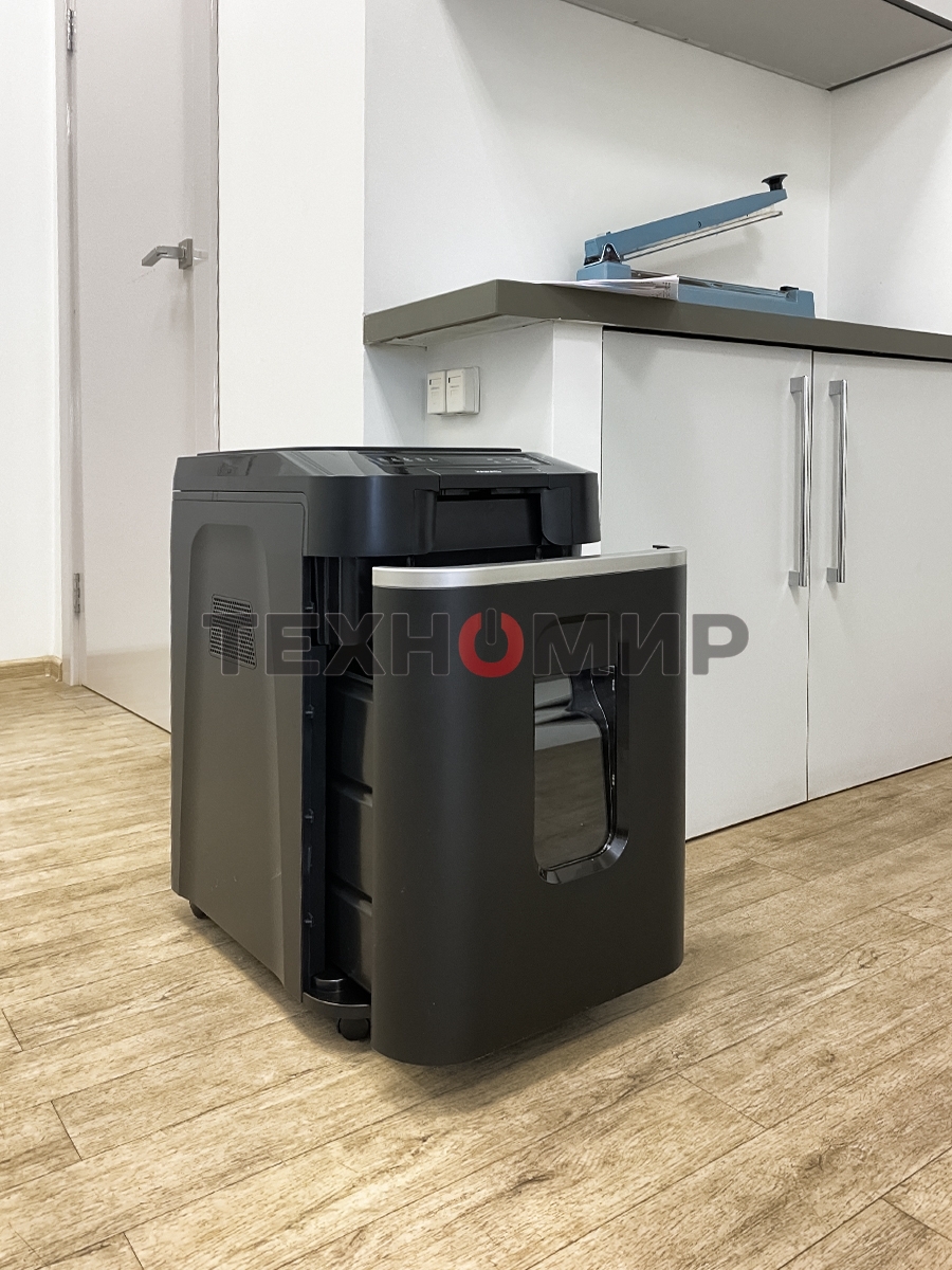 Шредер Heleos АП37-4 черный/серебристый с автоподачей (секр.P-4) фрагменты 220лист. 37лтр. скрепки скобы пл.карты