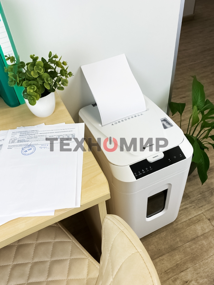 Шредер Heleos АП40-5 белый с автоподачей (секр.P-5) фрагменты 180лист. 37лтр. скрепки скобы пл.карты