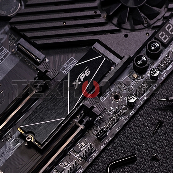 Накопитель SSD ADATA XPG BLADE S70, 1Tb, PCIe 4.0 x4, M.2 2280, NVMe, R/W 7400/5500, с радиатором