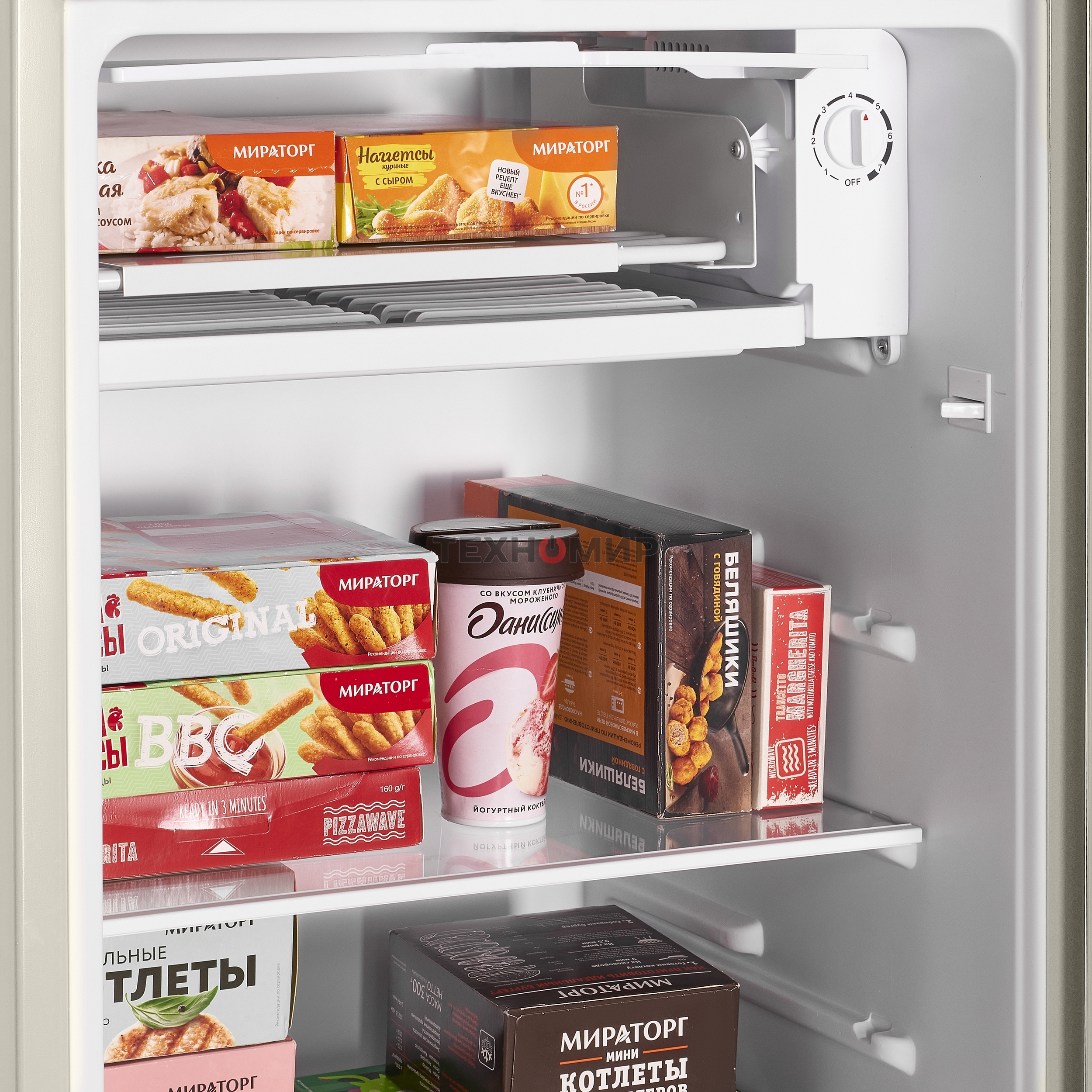 Холодильник Maunfeld MFF83RBG бежевый однокамерный 85л