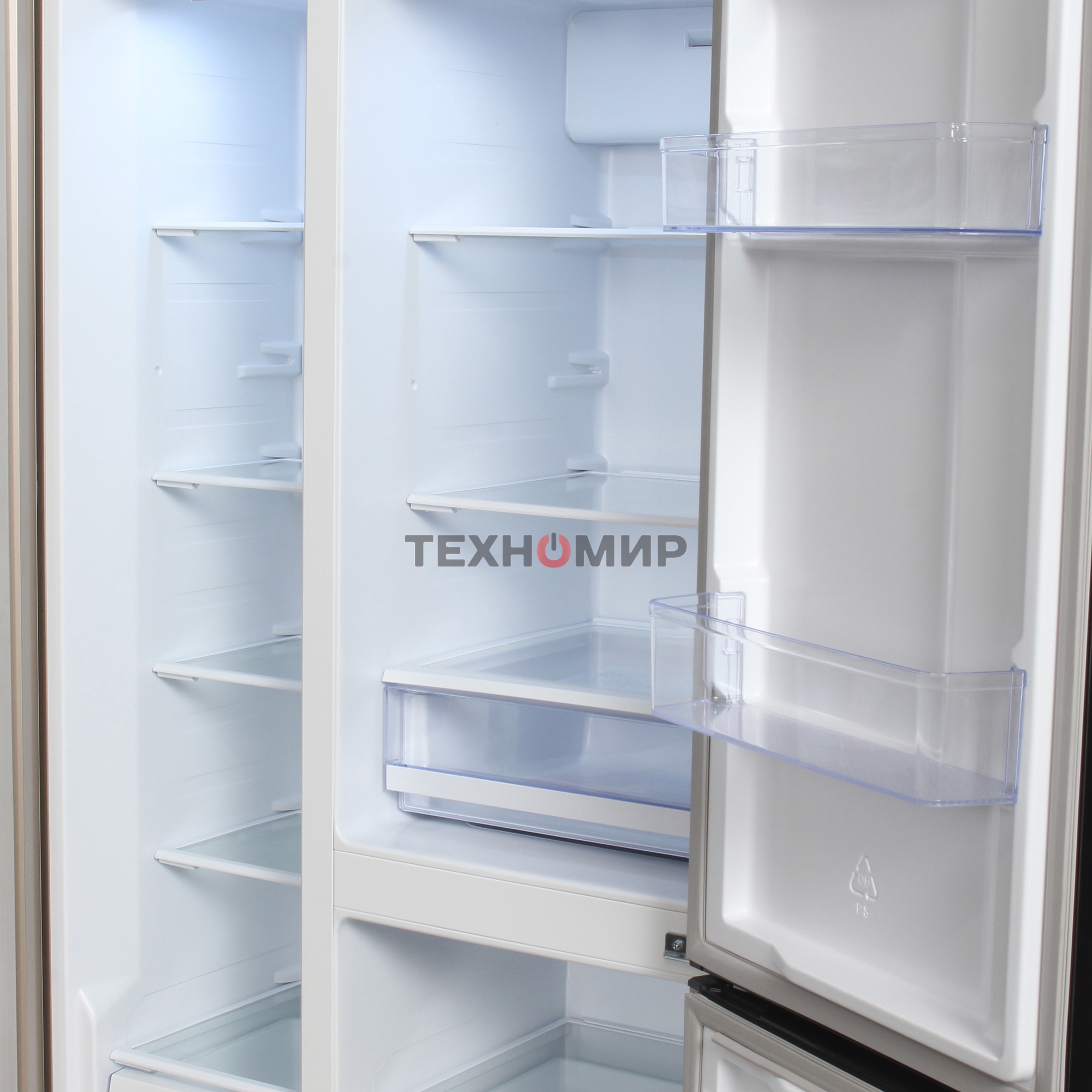 Холодильник Hyundai CS6073FV шампань трехкамерный 329/223л морозилка сбоку, No Frost, Side by Side