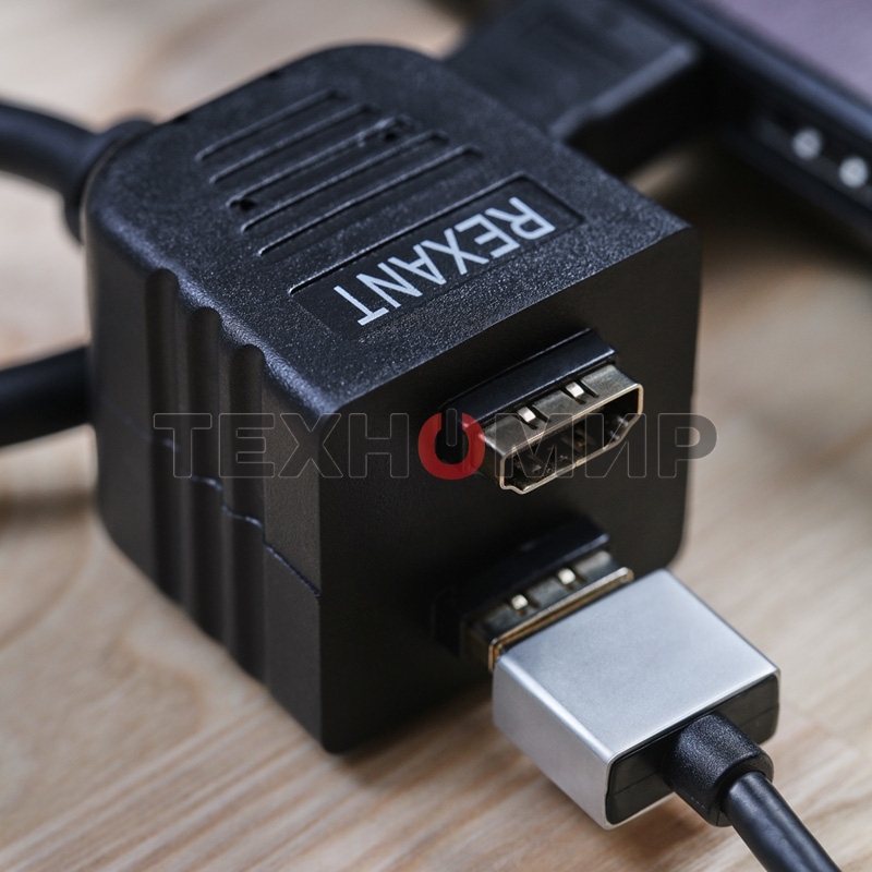 Переходник Rexant штекер HDMI - 2 гнезда HDMI с проводом, черный (10 шт./уп.)
