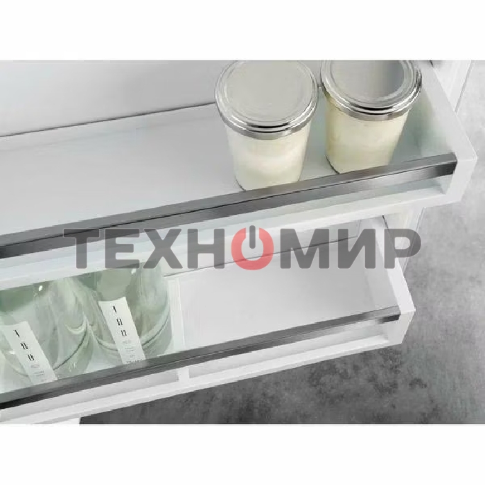 Встраиваемый холодильник Liebherr ICf 5103-22 001 белый двухкамерный 182/80л