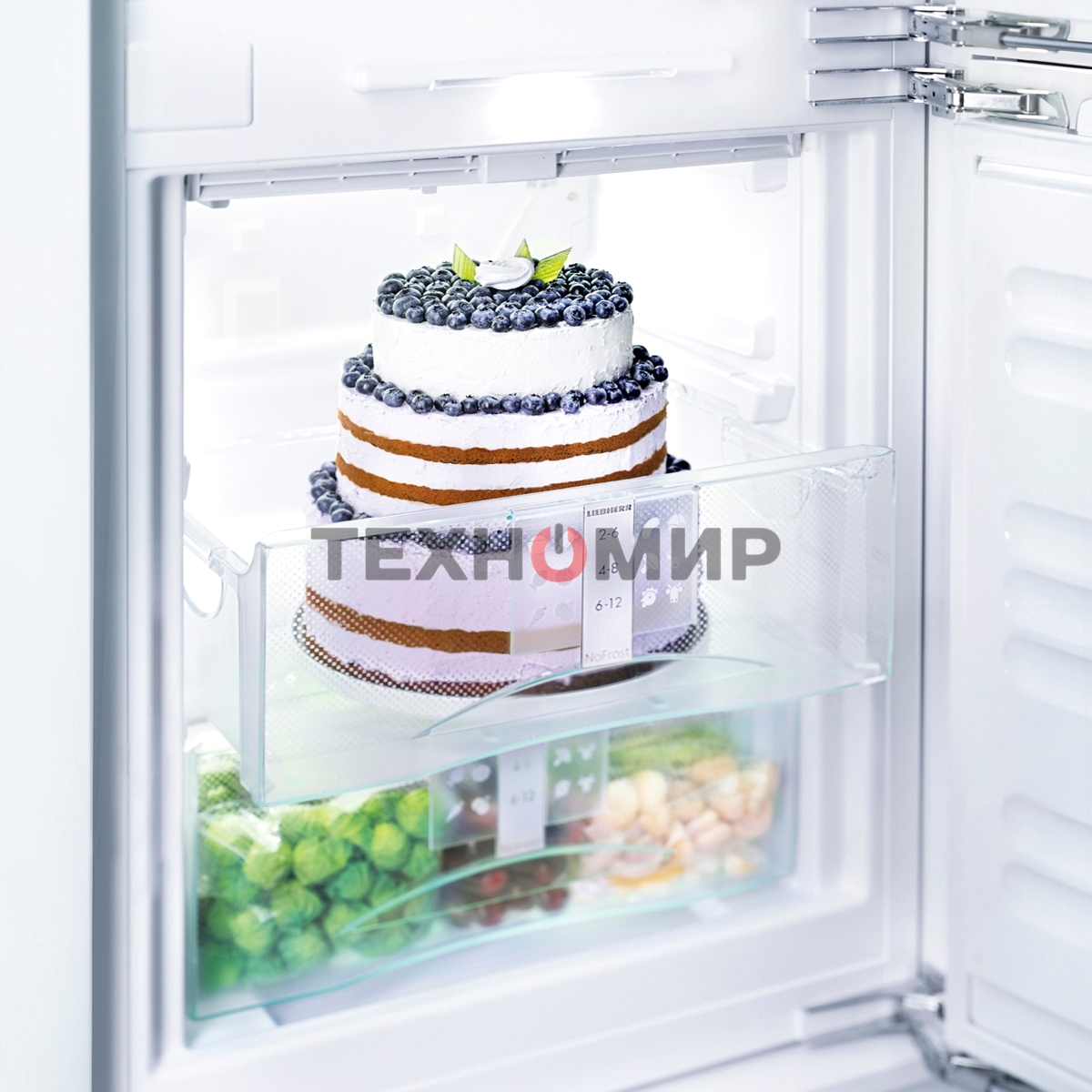 Холодильник Liebherr CUE 3331-26 001 белый двухкамерный 212/84л морозилка снизу