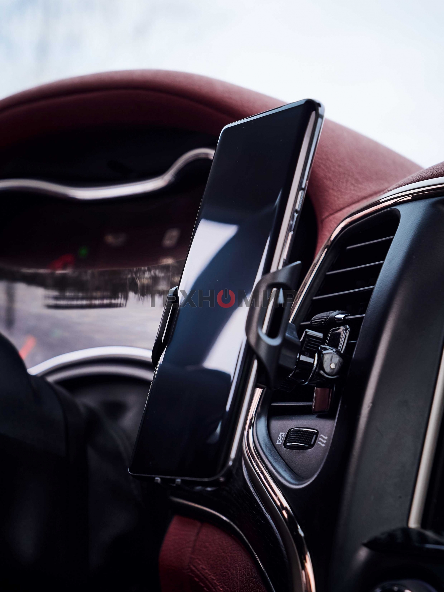 Держатель Wiiix HT-171VMG-B магнитный черный для смартфонов