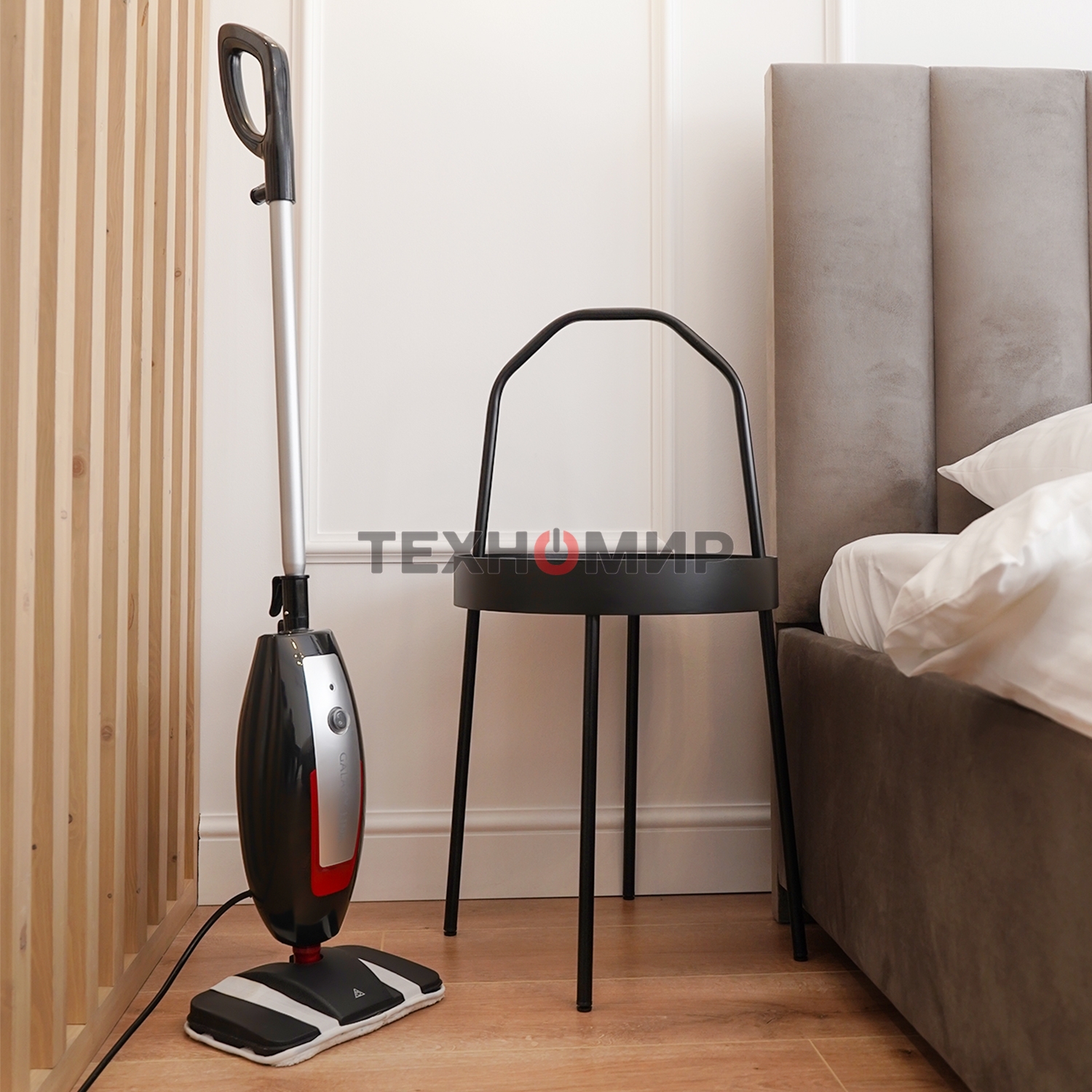 Паровая швабра Galaxy Line GL 6400, серебристый с черным, 1600 Вт, 0,6 л, 1 бар, регулятор мощности, время работы до 20 мин, макс. подача пара 35 г/мин, макс. температура нагрева 110°C, время нагрева до 30 с, индикатор работы и опустошения резервуара, акс