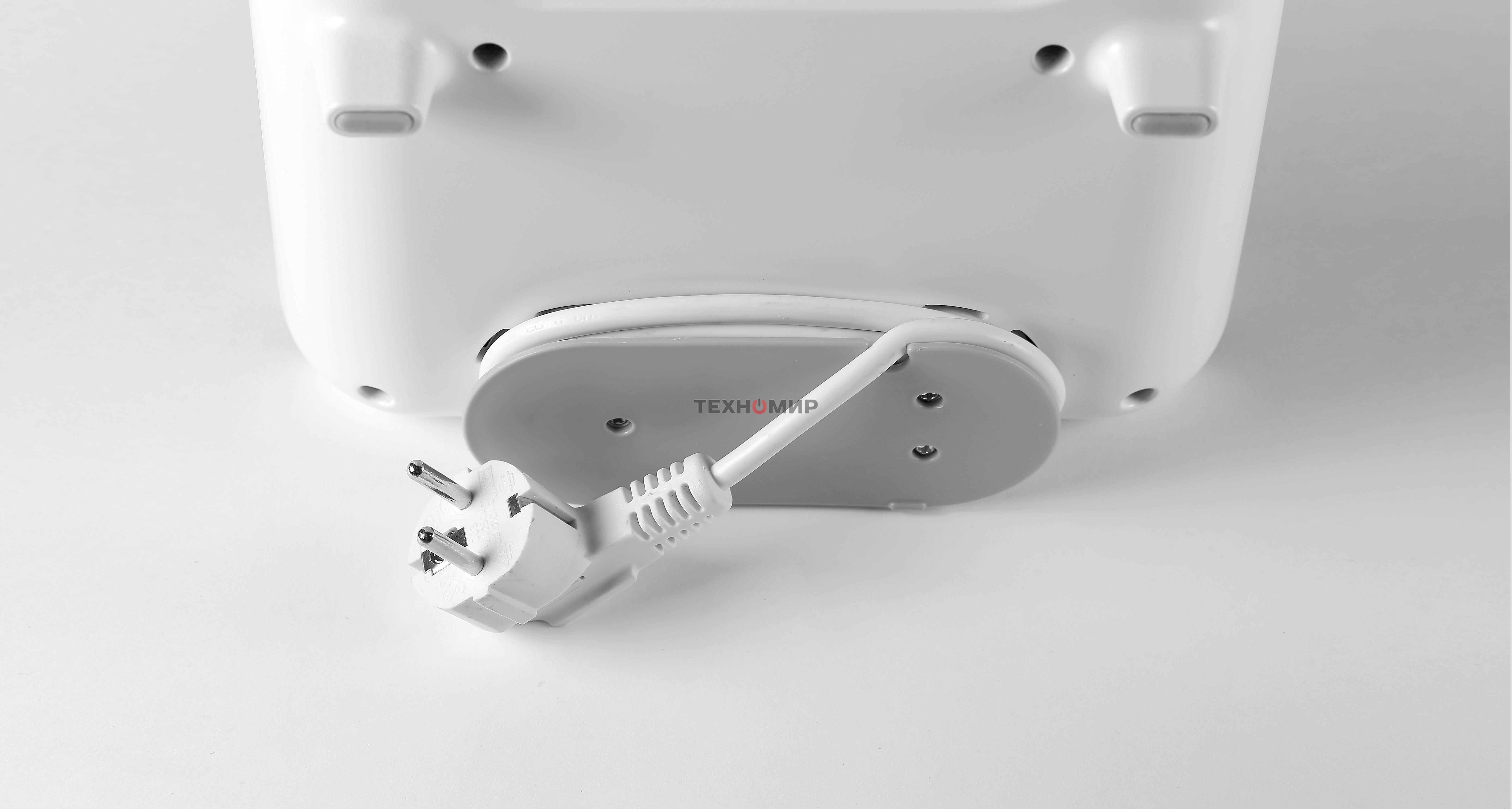 Сэндвичница электрическая Gorenje SM701GCW 700Вт белый