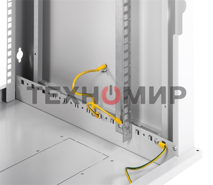 Шкаф телеком. ЦМО настенный разборный 18U (600х650) дверь стекло, черный