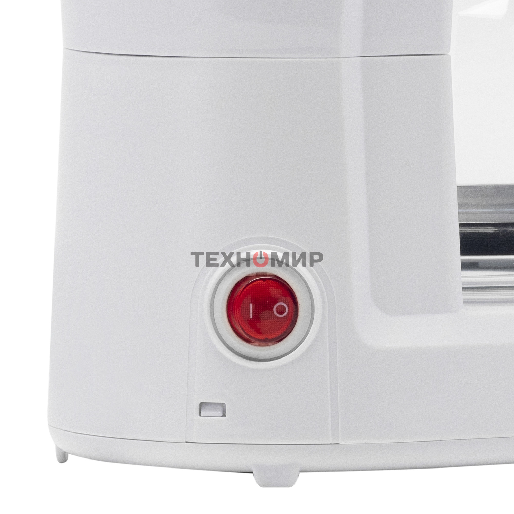 Кофеварка капельная Starwind STD0611 белый, исп. кофе - молотый, 0.6 л, 600 Вт.