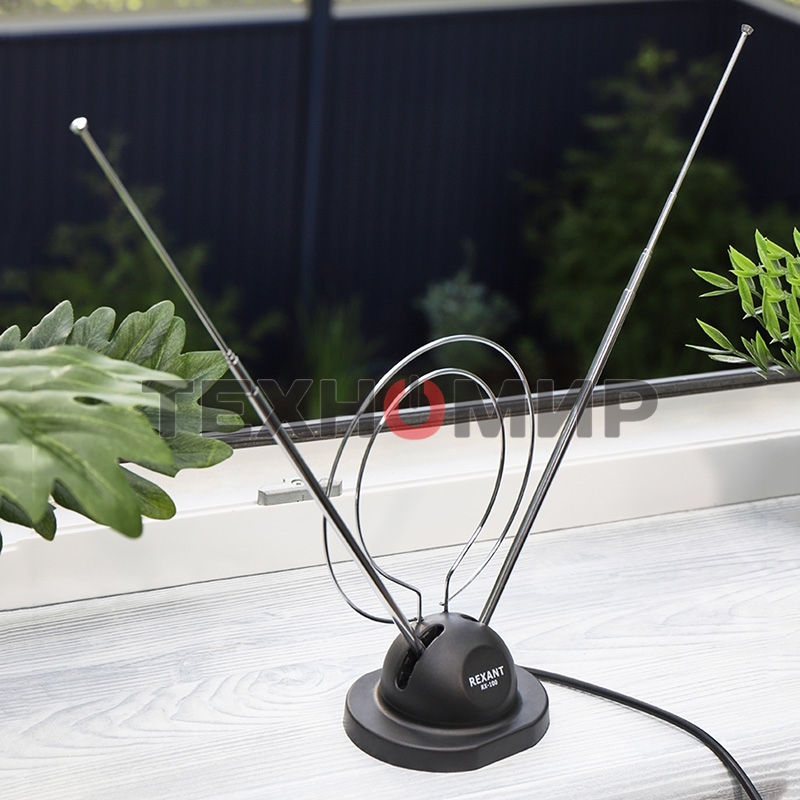 ТB антенна комнатная Rexant телескопическая на подставке 