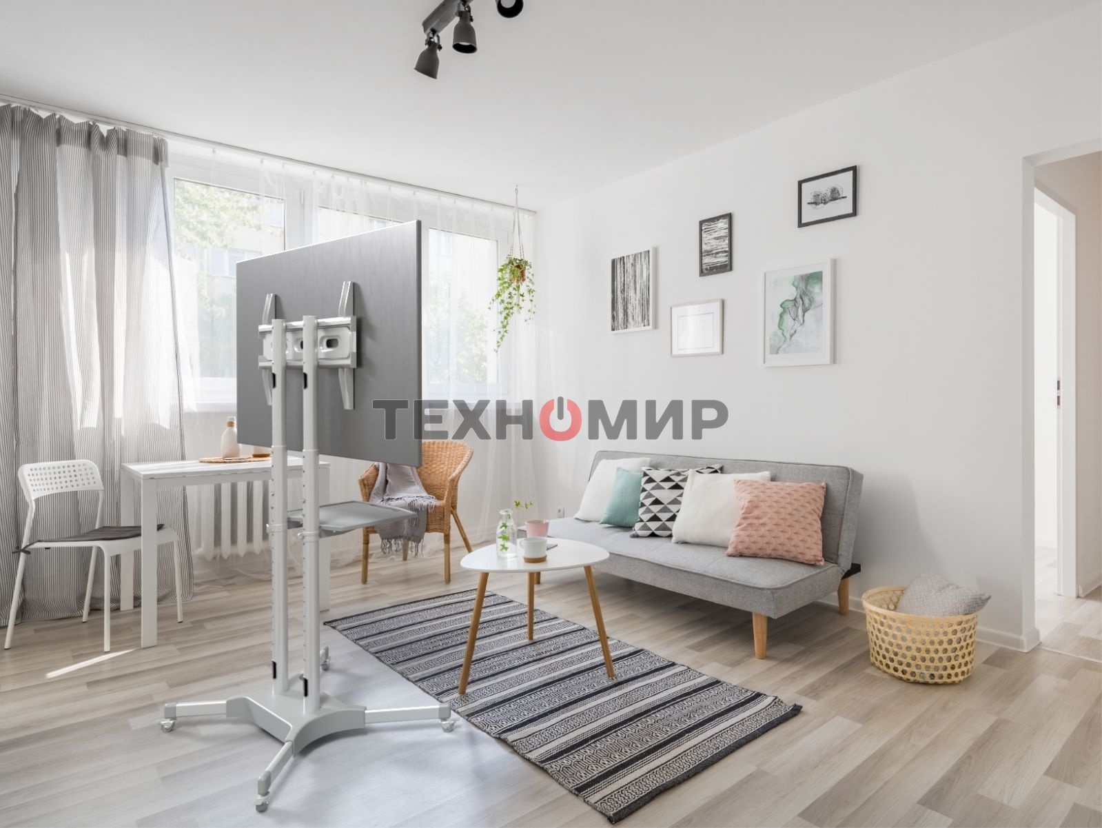 Стойка для телевизора Onkron TS1351 белый 32