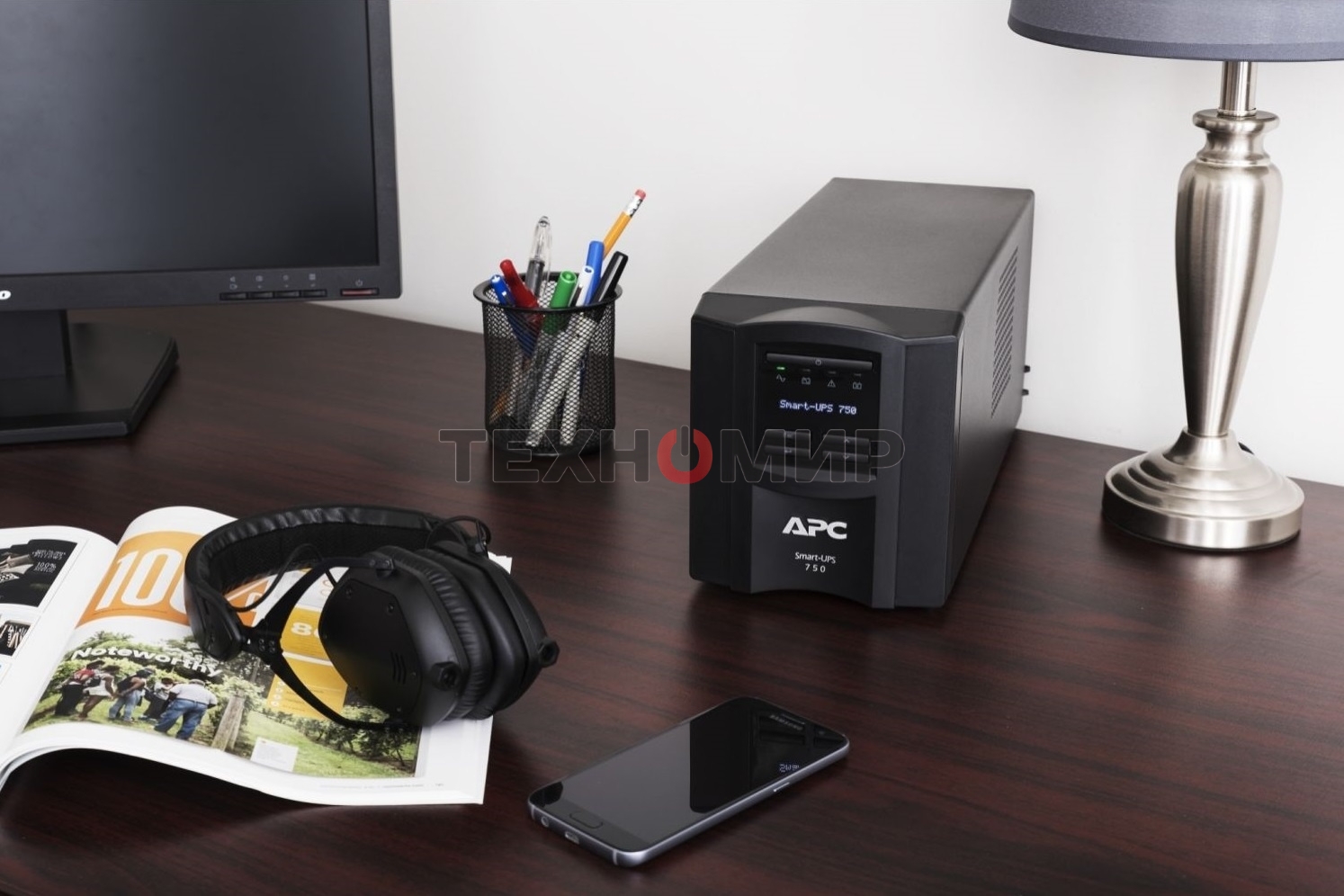 Источник бесперебойного питания APC Smart-UPS SMT750IC 500Вт 750ВА черный