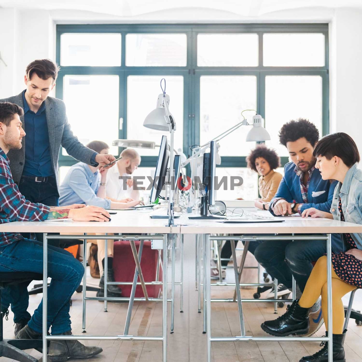 Мышь беспроводная Logitech M330 SILENT PLUS синий, 1000 dpi, радиоканал, USB, кнопки - 3