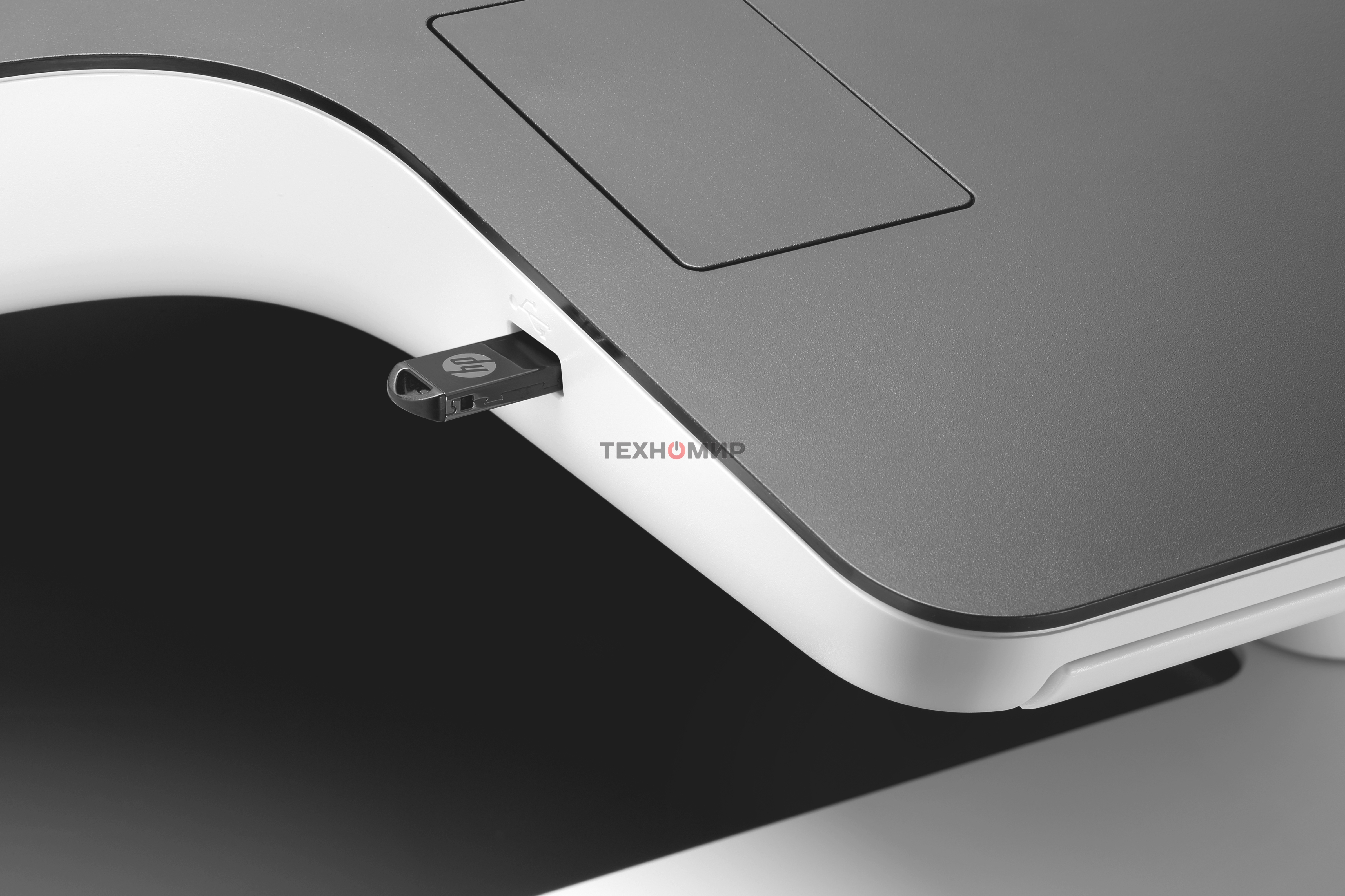 МФУ лазерное HP Color LaserJet Ent M578dn (7ZU85A), A4, цветной, печ. до 38 стр/мин., скан. до 43 стр/мин. (ч/б) 38 стр/мин. (цвет), 1200 x 1200 dpi (печать) 600x600dpi (скан.), USB, RJ-45, Air Print, Mopria