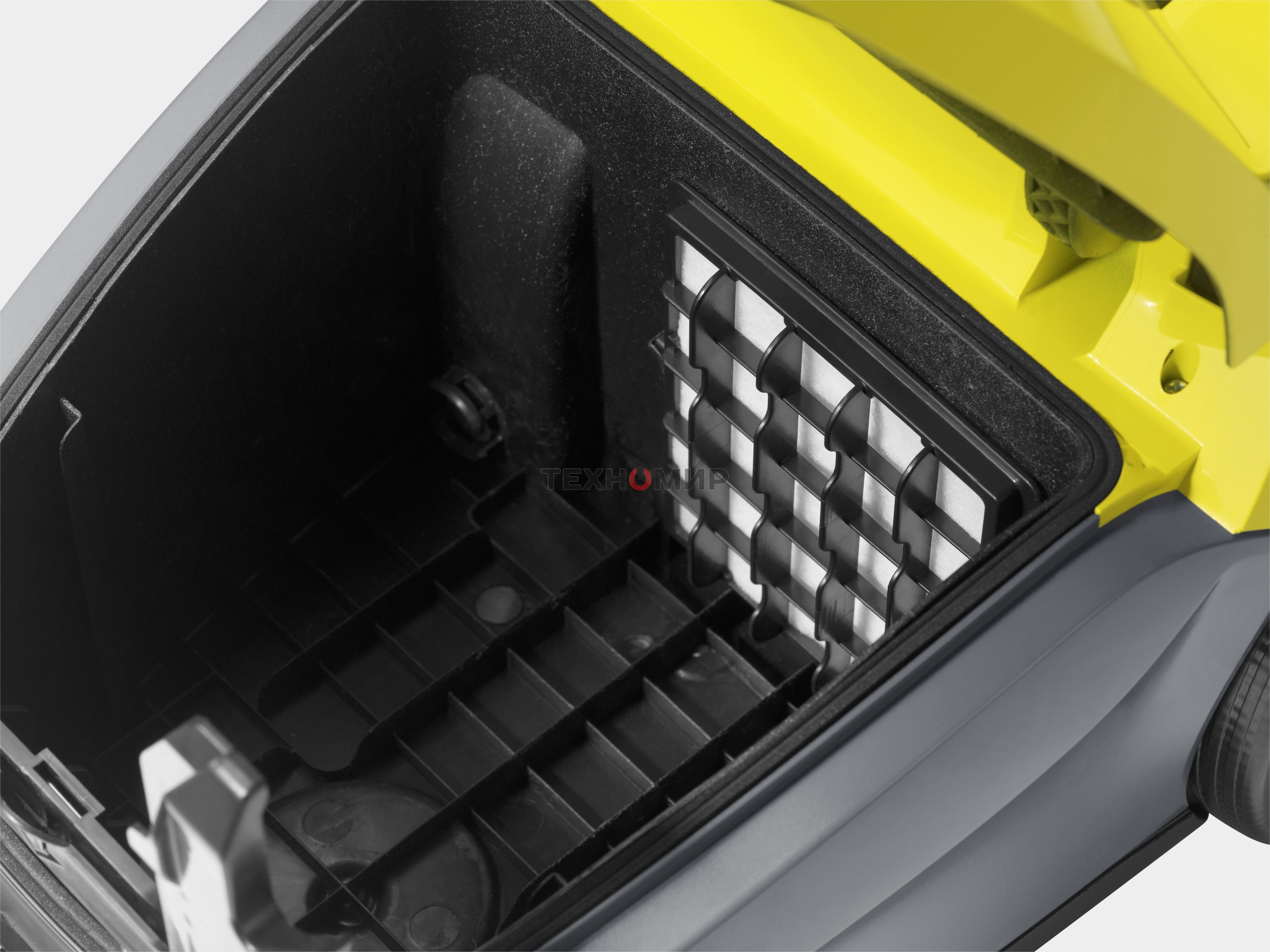 Пылесос Karcher VC2 желтый, 700 Вт, уборка сухая, пылесборник мешок 2,8 л