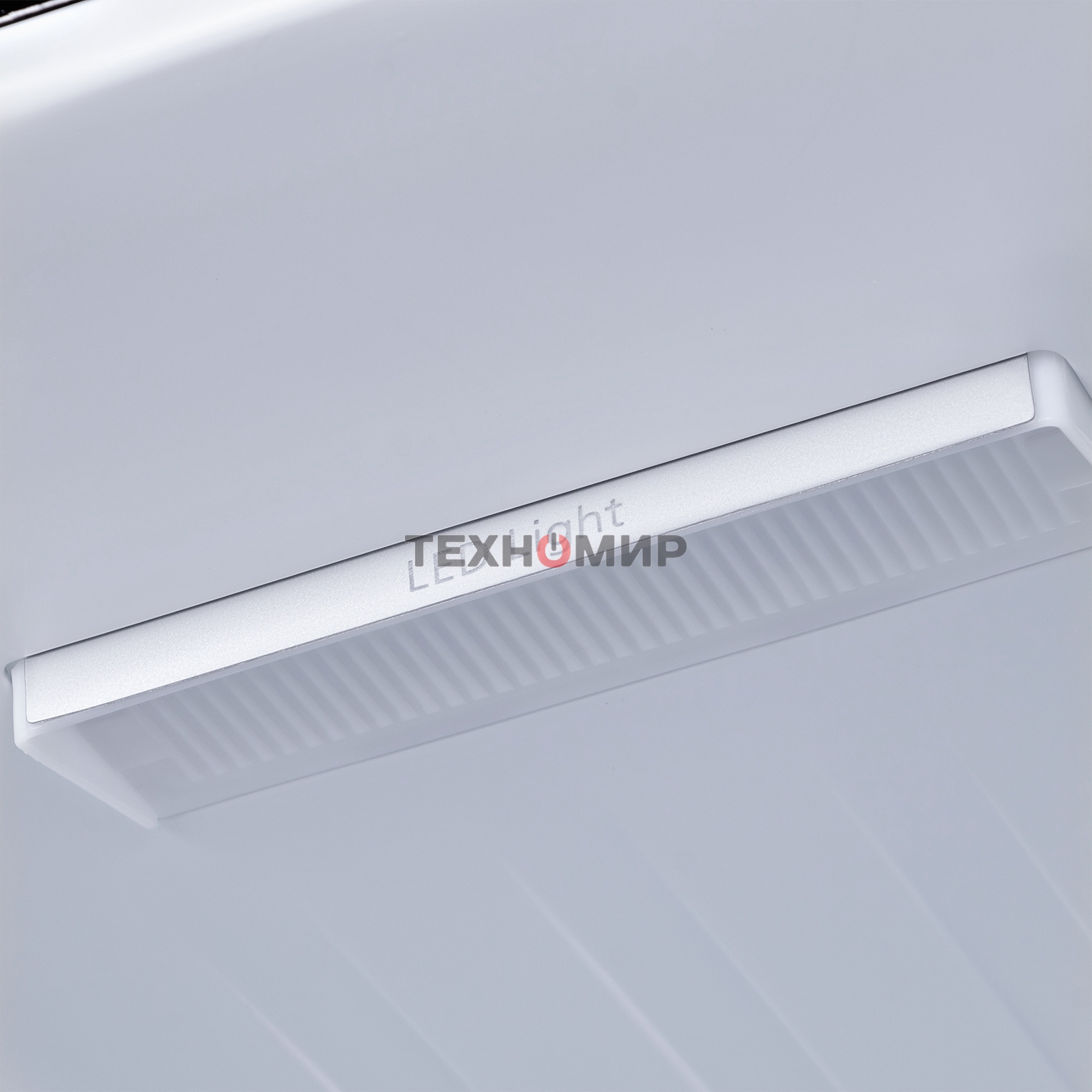 Холодильник Hyundai CS6503FV черное стекло двухкамерный инвертер 407/205л морозилка сбоку