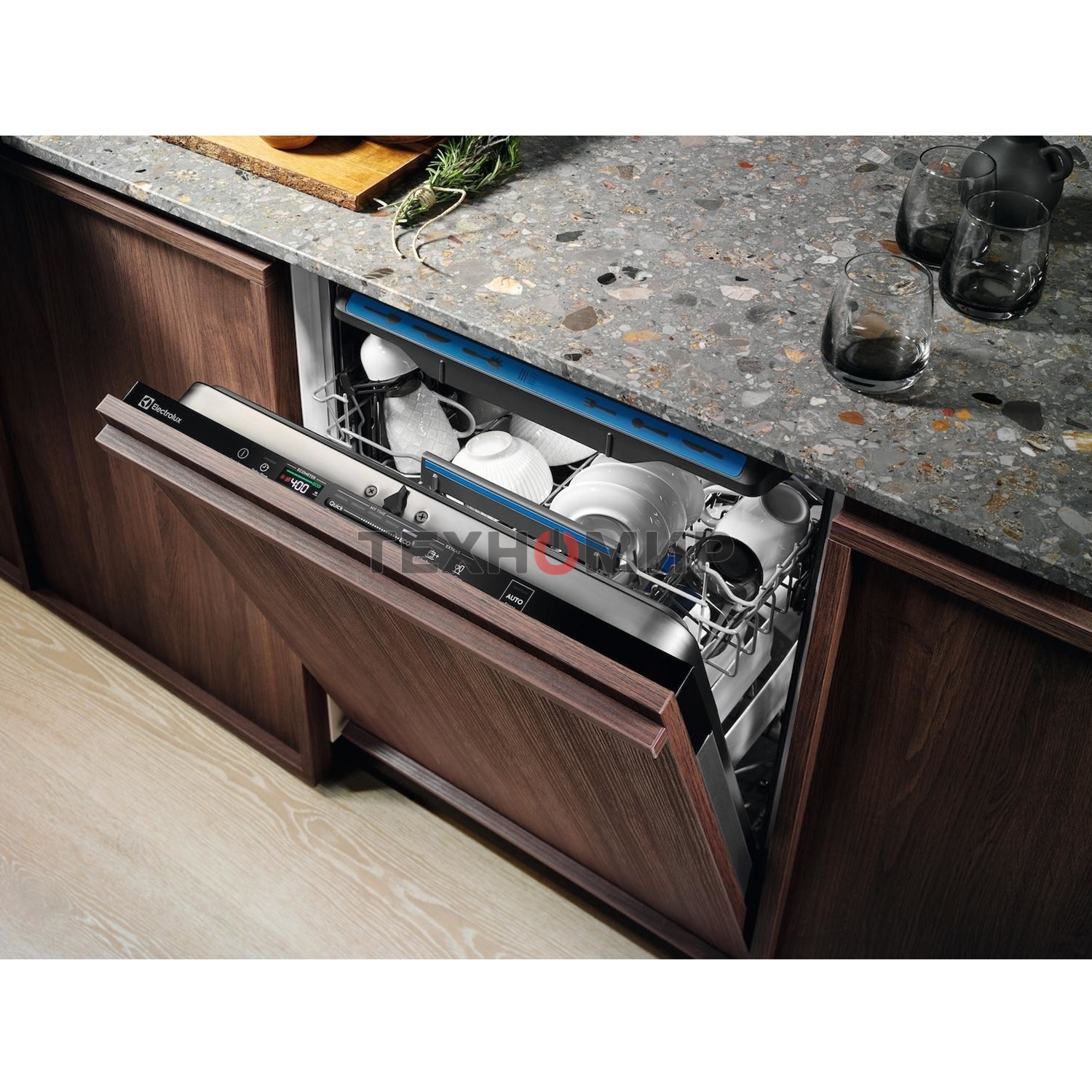 Встраиваемая посудомоечная машина Electrolux EEM48321L, черный, 59.6 см, 14 компл., 44 дБ, класс D