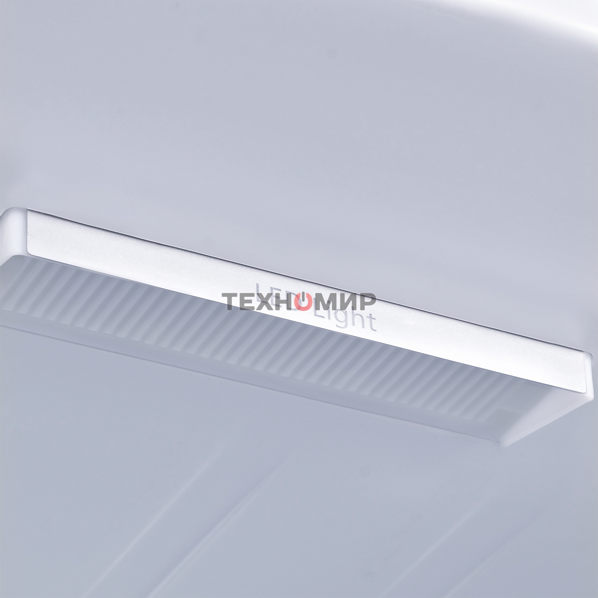 Холодильник Hyundai CS6503FV черное стекло двухкамерный инвертер 407/205л морозилка сбоку