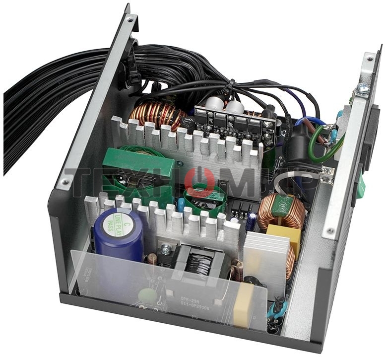 Блок питания Deepcool/GamerStorm PK700D, 700Вт, 80 PLUS Bronze, 120мм. черный