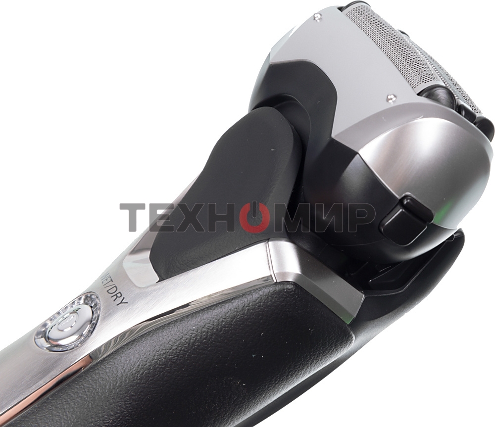 Электробритва сетчатая Panasonic ES-RT77-S520 реж.эл.:3 питан.:аккум. серебристый/черный